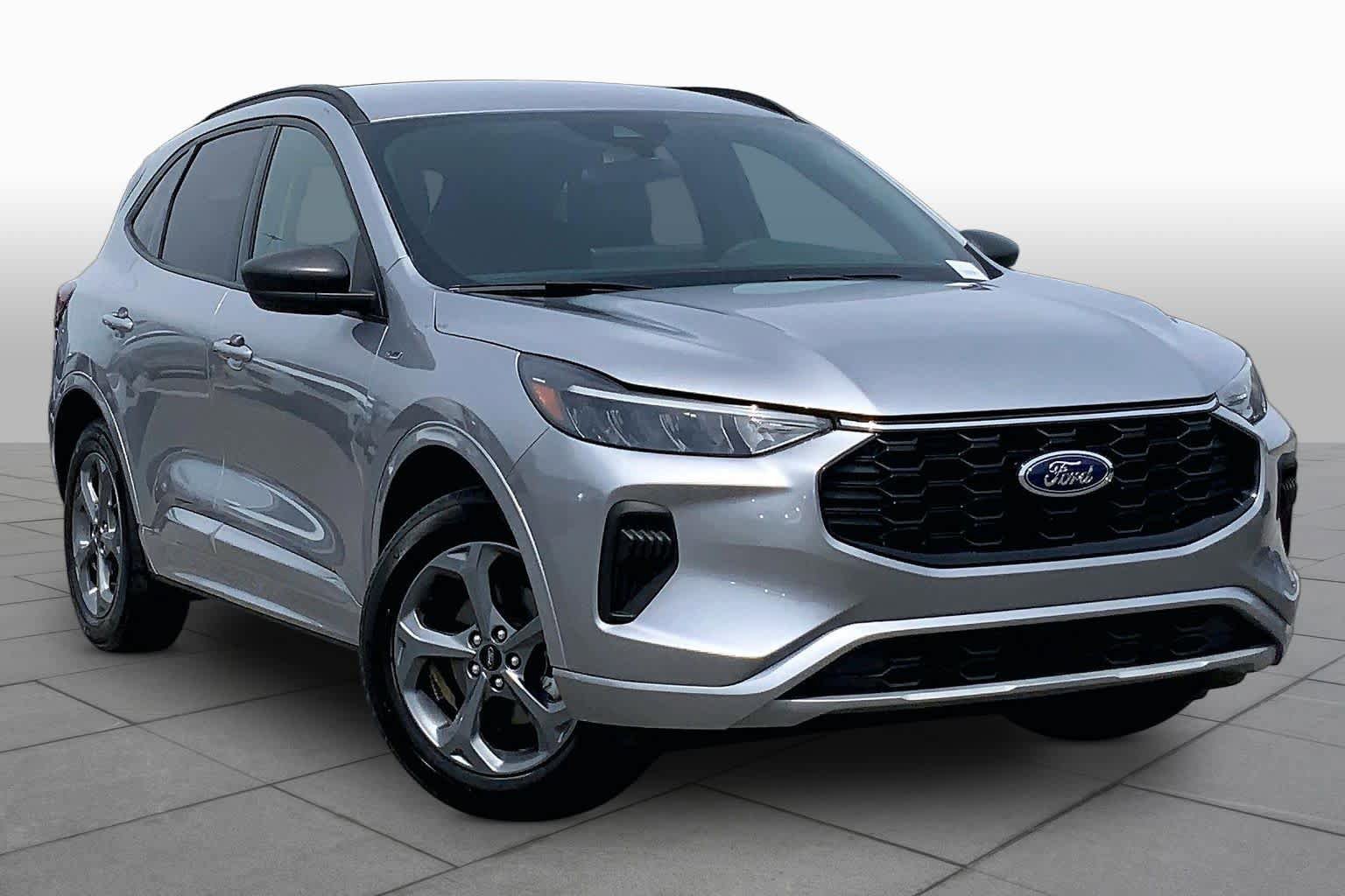 Certified 2024 Ford Escape ST-Line w/ Tech Pack #1 FWD image 3