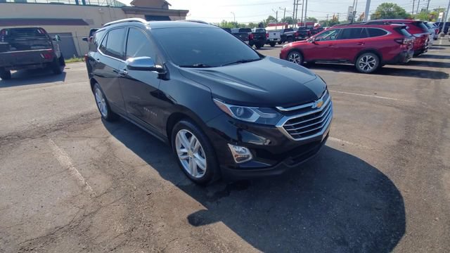 Certified 2020 Chevrolet Equinox Premier FWD image 2
