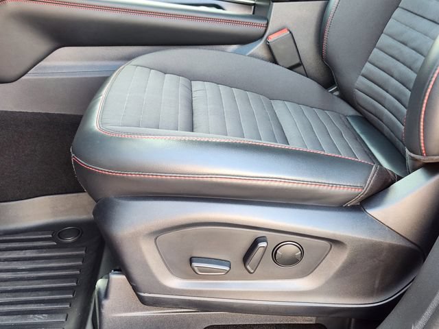 Used 2025 Ford Explorer ST-Line w/ Premium Package RWD image 25