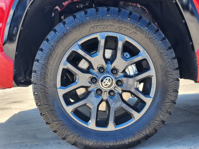 Used 2025 Toyota Tundra Platinum AWD/4WD image 10