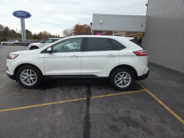 Used 2022 Ford Edge SEL w/ Convenience Package AWD/4WD image 9