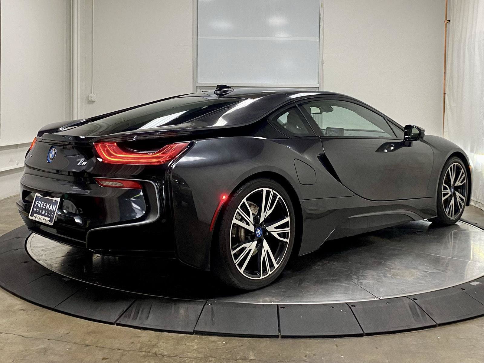 Used 2016 BMW i8 AWD/4WD image 9