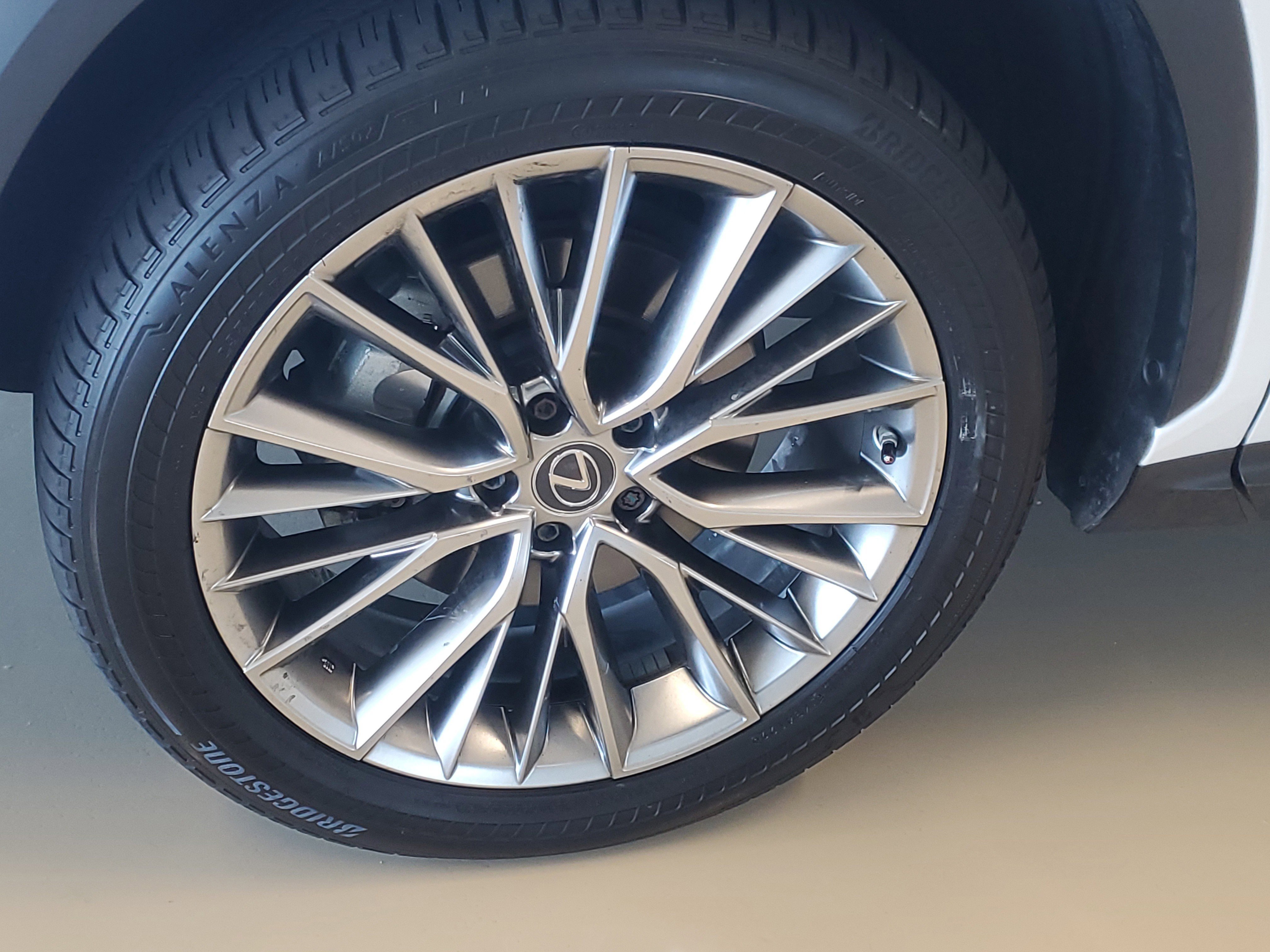 Used 2023 Lexus NX 350h NX 350h Premium image 6