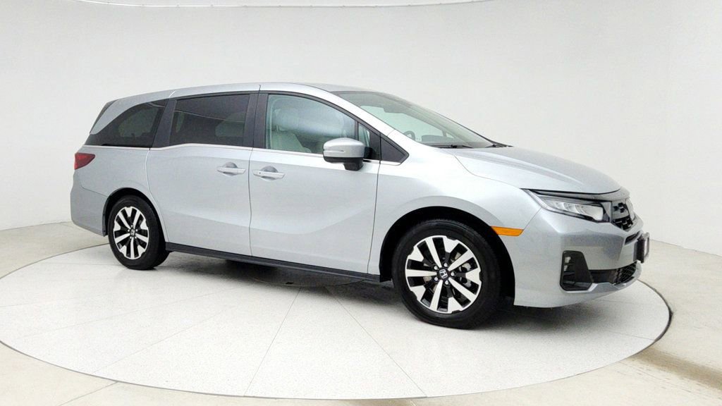 Used 2025 Honda Odyssey EX-L image 3