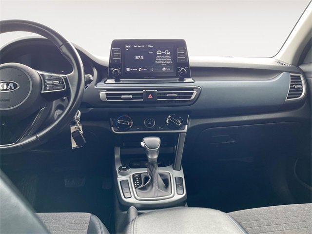 Used 2021 Kia Seltos S image 11