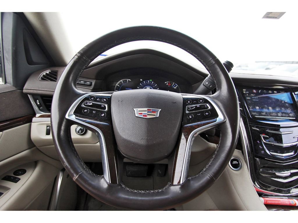 Used 2017 Cadillac Escalade ESV Luxury image 9