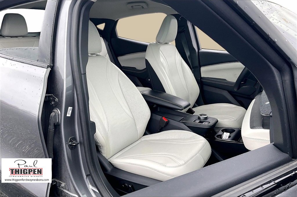 Used 2021 Ford Mustang Mach-E Premium image 7