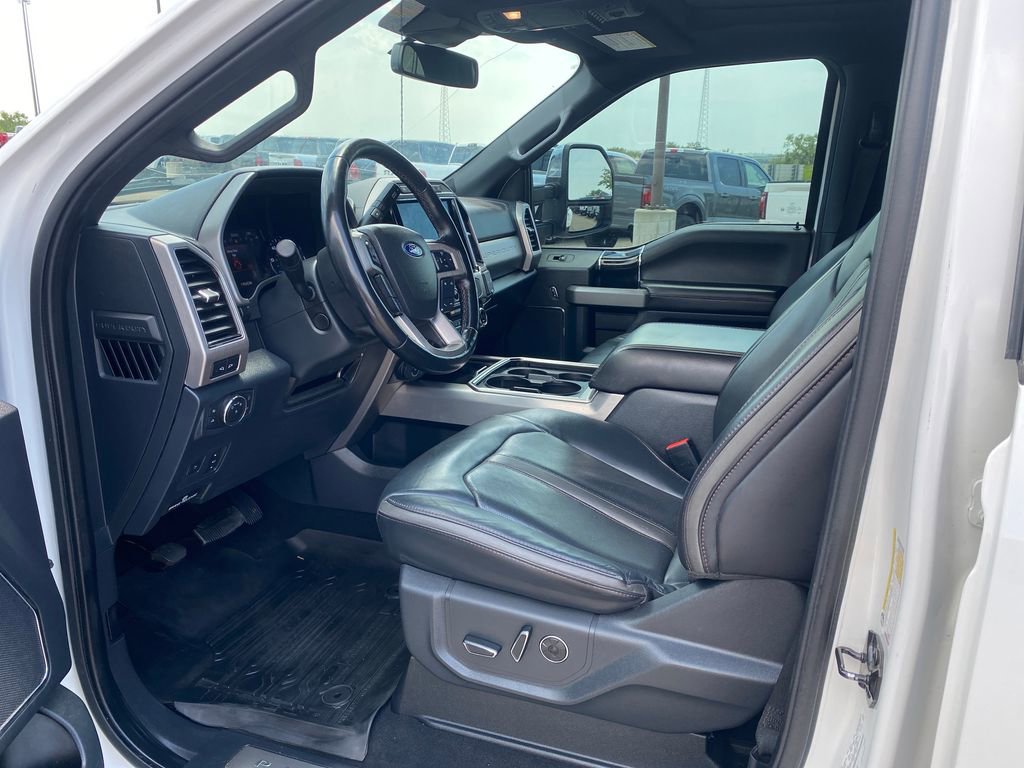 Used 2022 Ford F450 Platinum w/ FX4 Off-Road Package AWD/4WD image 11
