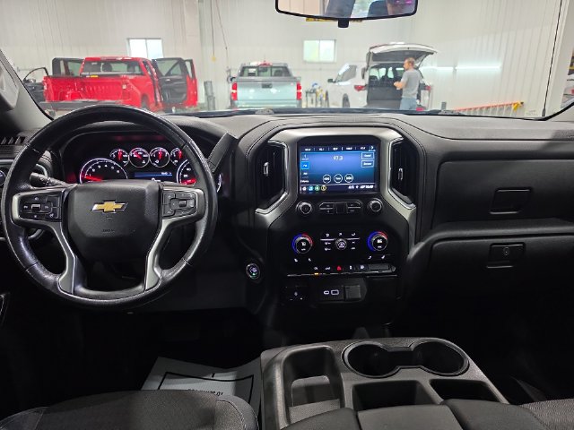 Used 2019 Chevrolet Silverado 1500 LT w/ All-Star Edition AWD/4WD image 9