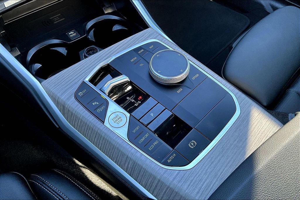 Used 2025 BMW 330i Sedan image 31