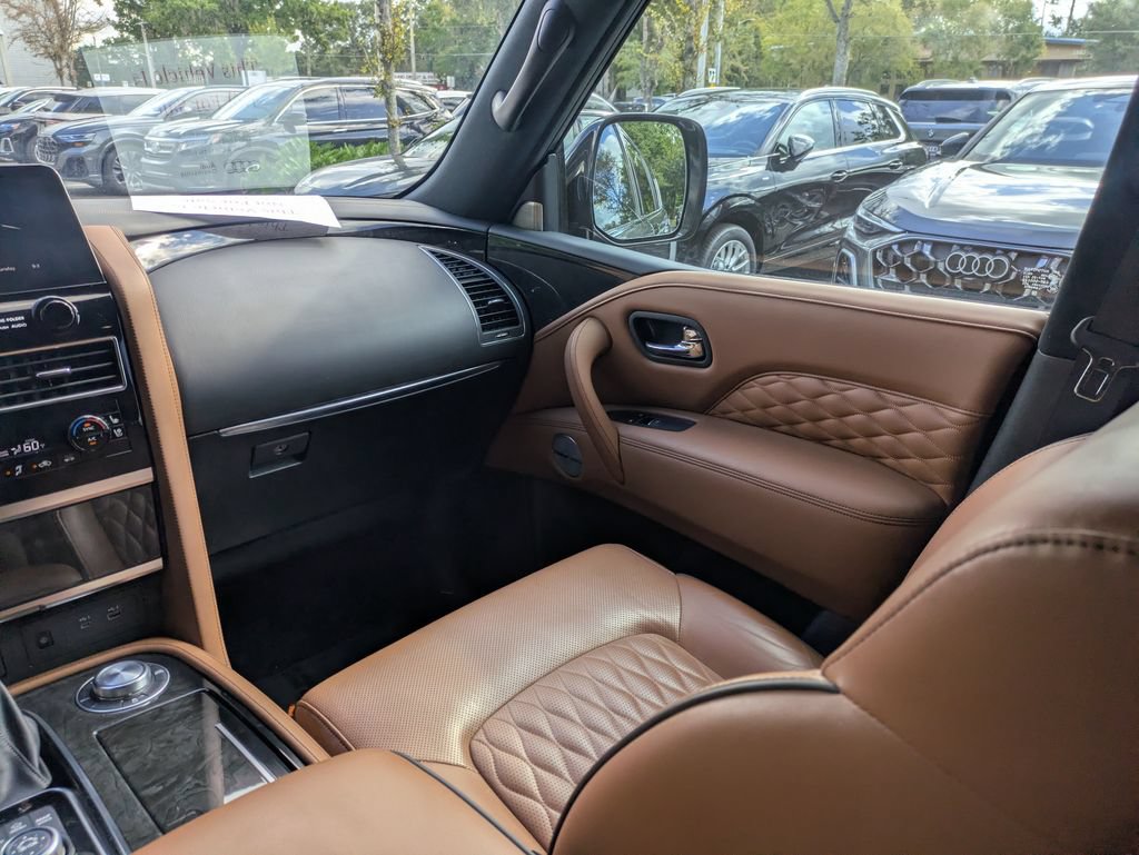 Used 2023 INFINITI QX80 4WD image 30