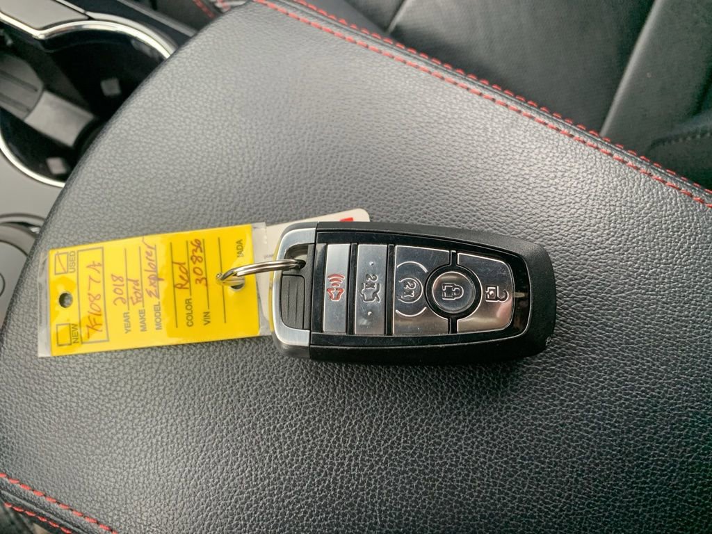 Used 2018 Ford Explorer Sport w/ Equipment Group 401A image 32