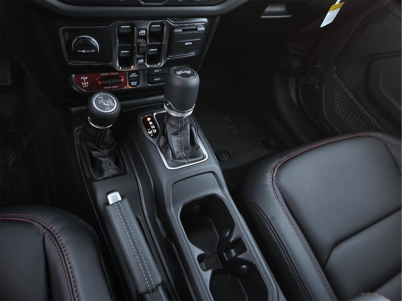 New 2027 Jeep Wrangler Unlimited Rubicon AWD/4WD image 11