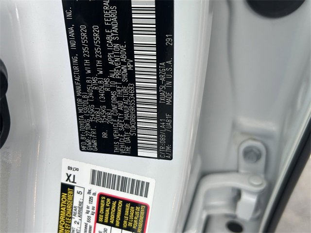 Used 2024 Toyota Highlander Platinum image 30