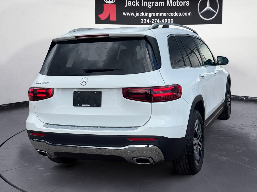 New 2026 Mercedes-Benz GLB 250 image 5