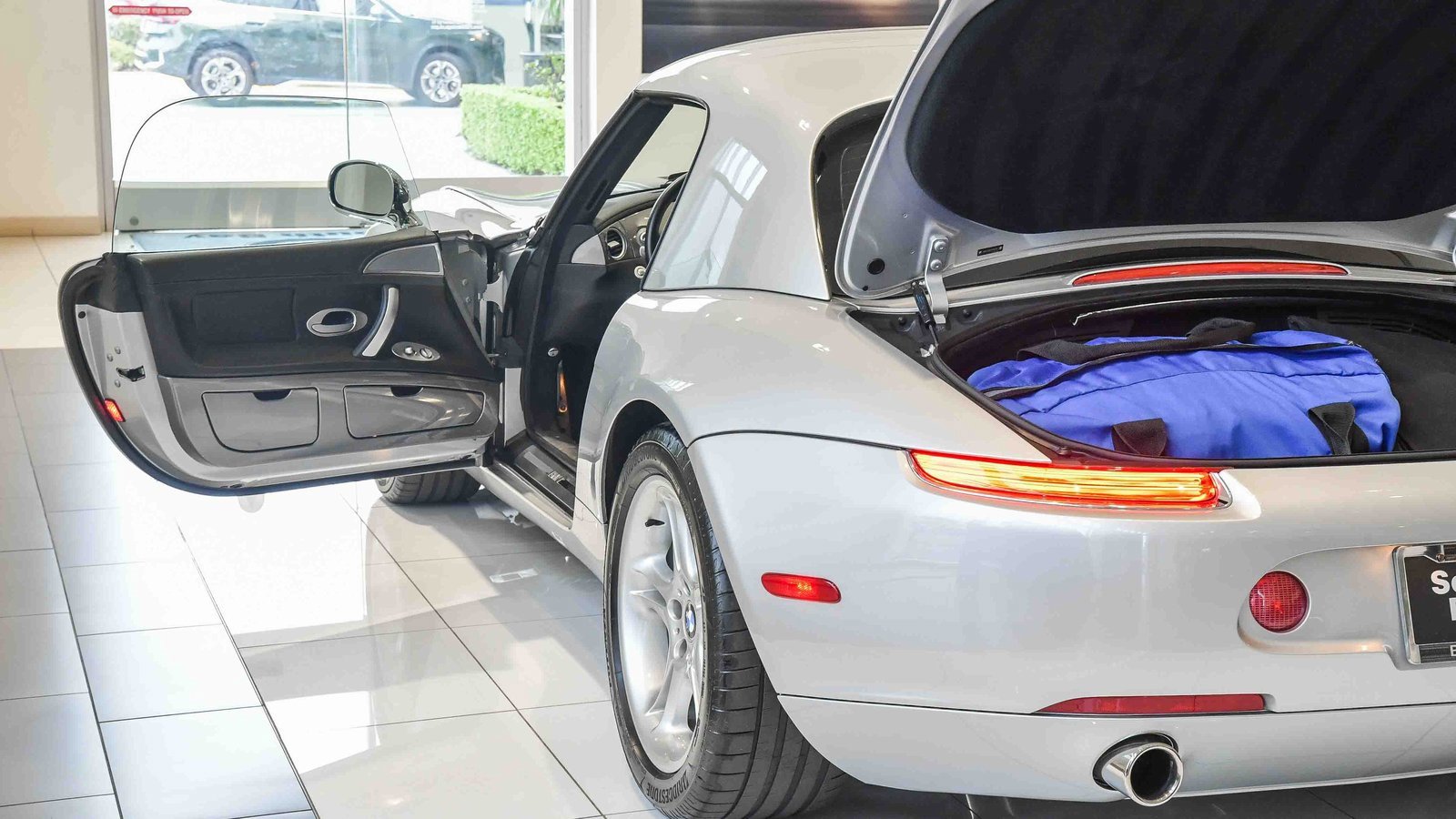 Used 2002 BMW Z8 image 50