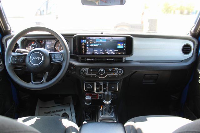 Used 2024 Jeep Wrangler Willys image 11