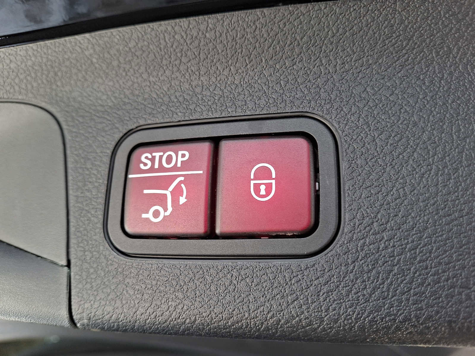 Certified 2022 Mercedes-Benz GLS 450 4MATIC image 28