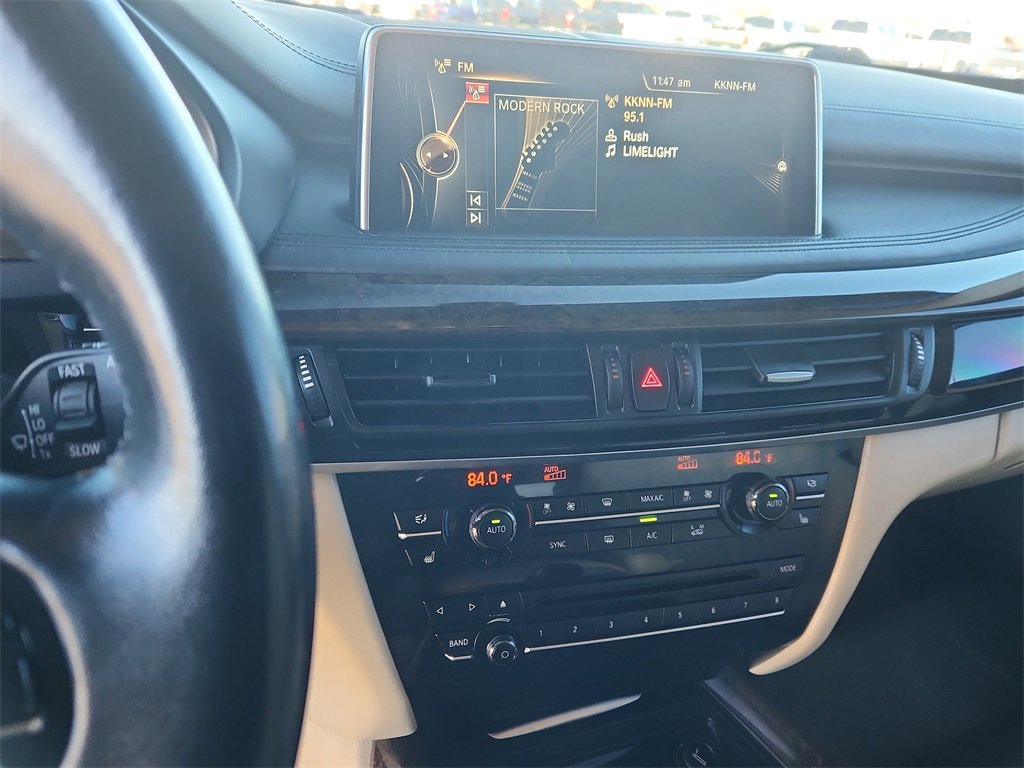 Used 2016 BMW X5 xDrive50i w/ Executive Package image 24