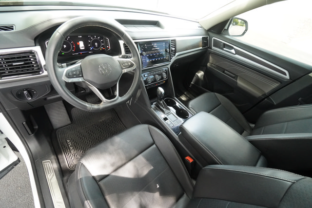 Used 2022 Volkswagen Atlas SE FWD image 22