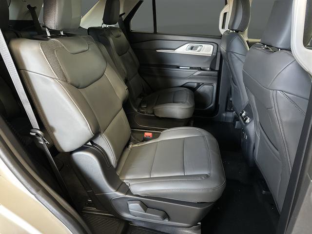 New 2026 Ford Explorer Active w/ Active Comfort Package image 32