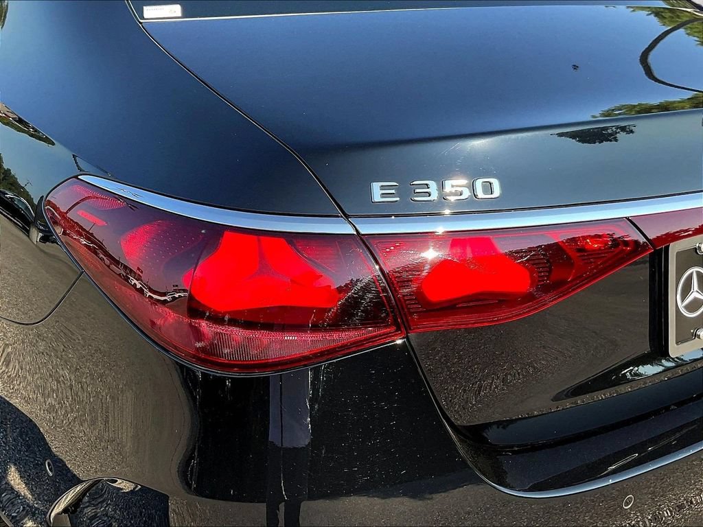 Used 2024 Mercedes-Benz E 350 4MATIC Sedan image 25