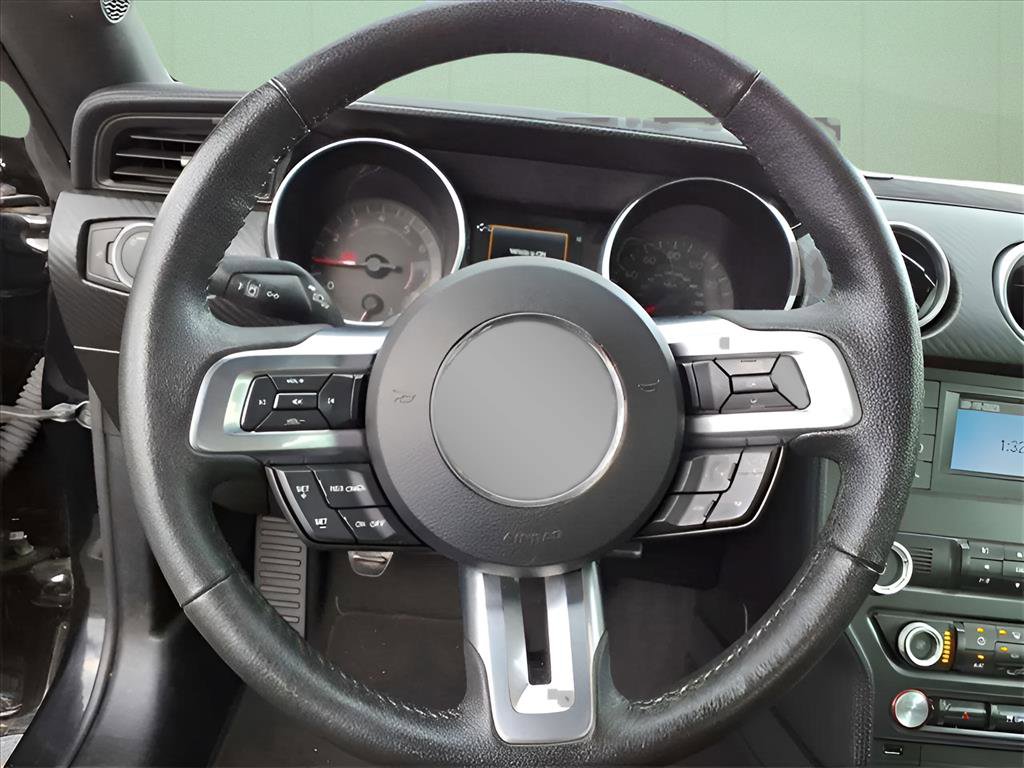 Used 2022 Ford Mustang Coupe image 12