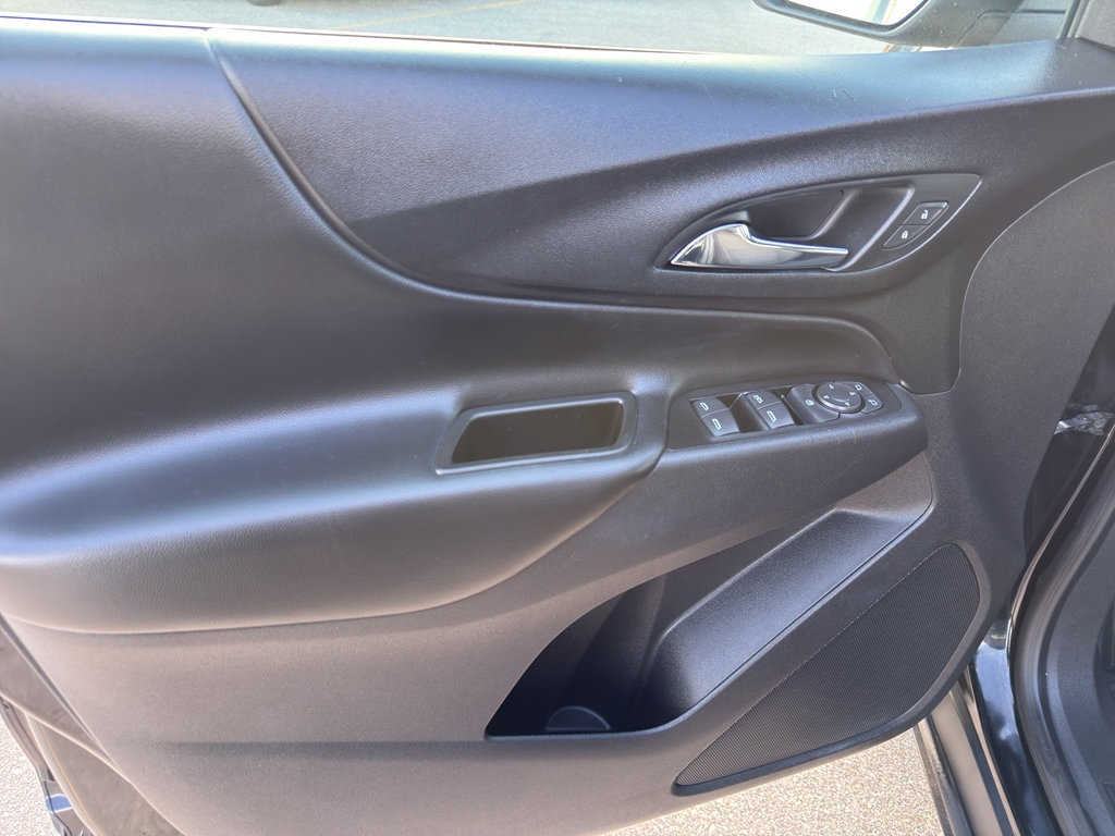 Used 2020 Chevrolet Equinox LT image 13