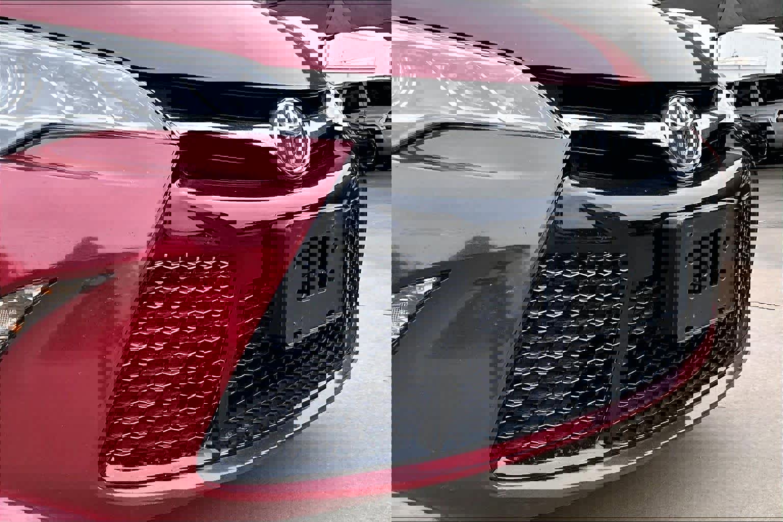 Used 2016 Toyota Camry XSE image 29