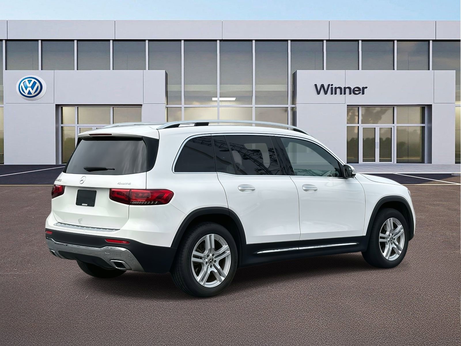 Used 2023 Mercedes-Benz GLB 250 4MATIC image 6