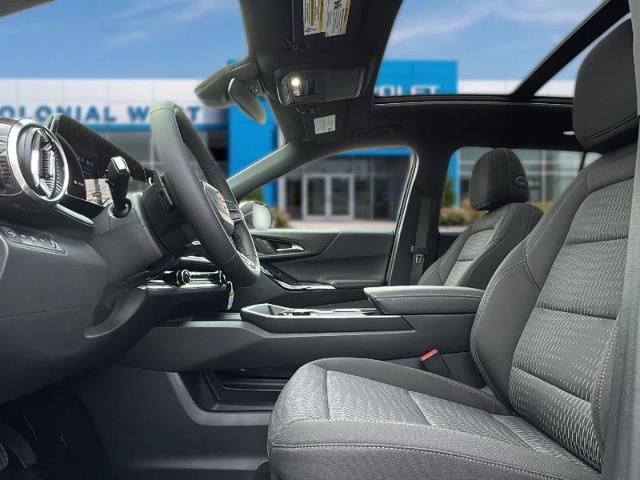 New 2027 Chevrolet Equinox LT AWD/4WD image 21
