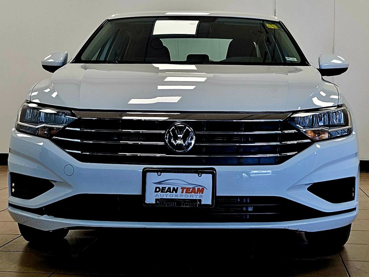 Used 2021 Volkswagen Jetta image 2