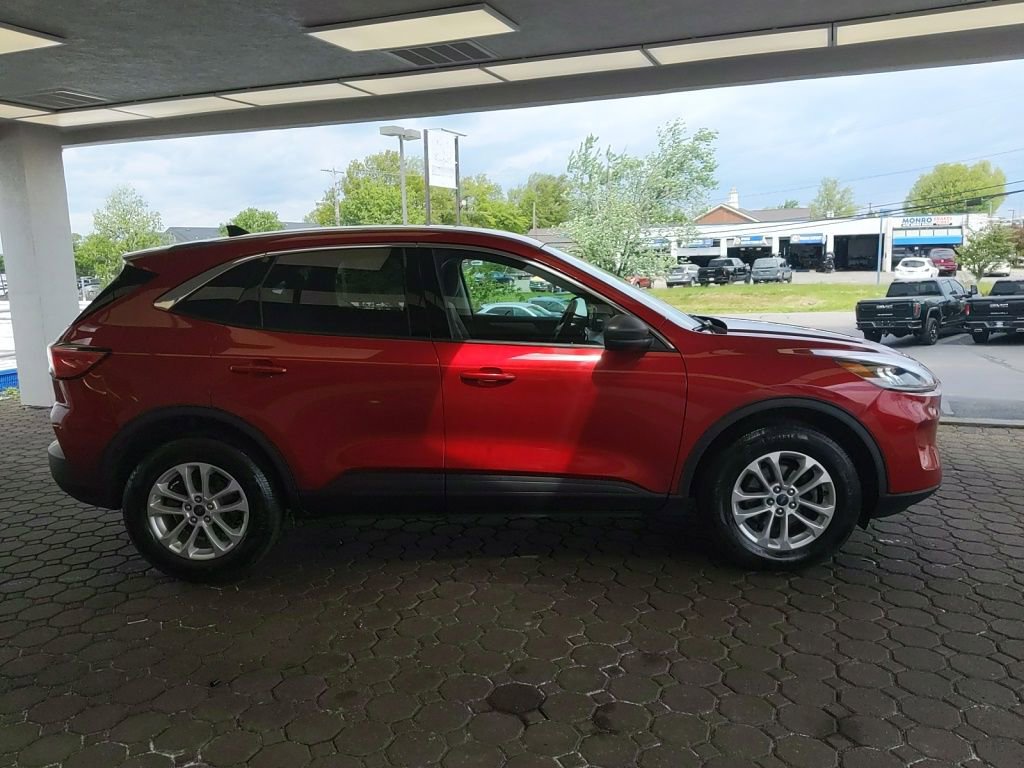 Used 2022 Ford Escape SE w/ Convenience Package AWD/4WD image 5