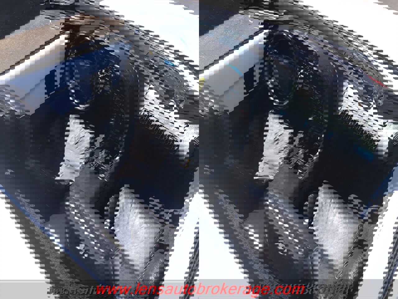 Used 1992 Chevrolet Corvette Convertible RWD image 18