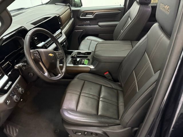 Used 2024 Chevrolet Silverado 1500 High Country w/ High Country Premium Package image 19