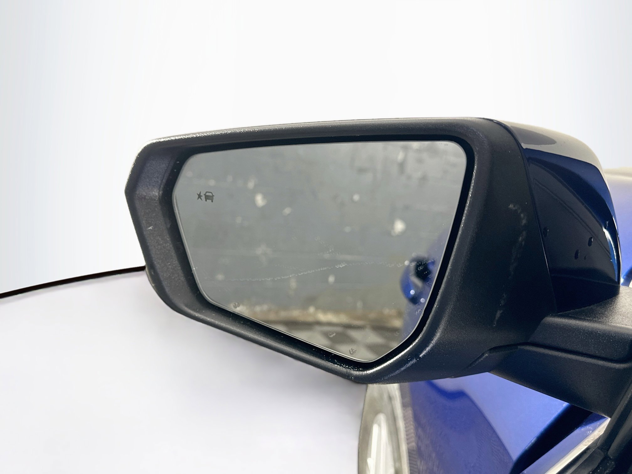 Used 2023 Chevrolet Equinox LT FWD image 16