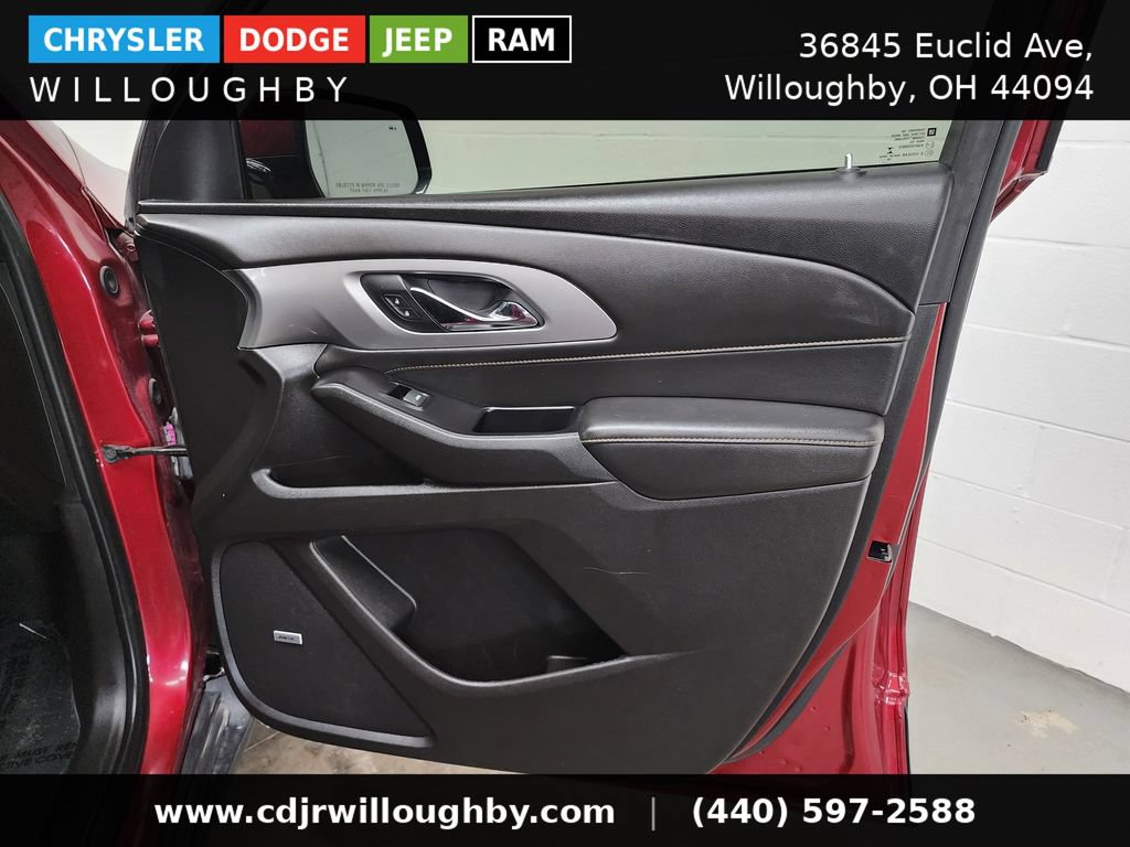 Used 2019 Chevrolet Traverse RS w/ LPO, Floor Liner Package AWD/4WD image 38