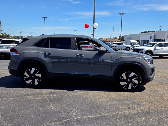 New 2026 Volkswagen Atlas Cross Sport SE FWD image 15