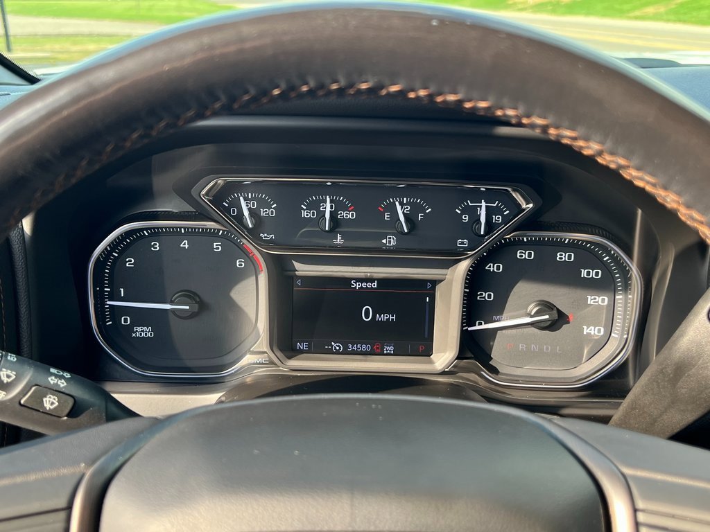 Certified 2022 GMC Sierra 2500 AT4 w/ Snow Plow Prep/Camper Package image 23