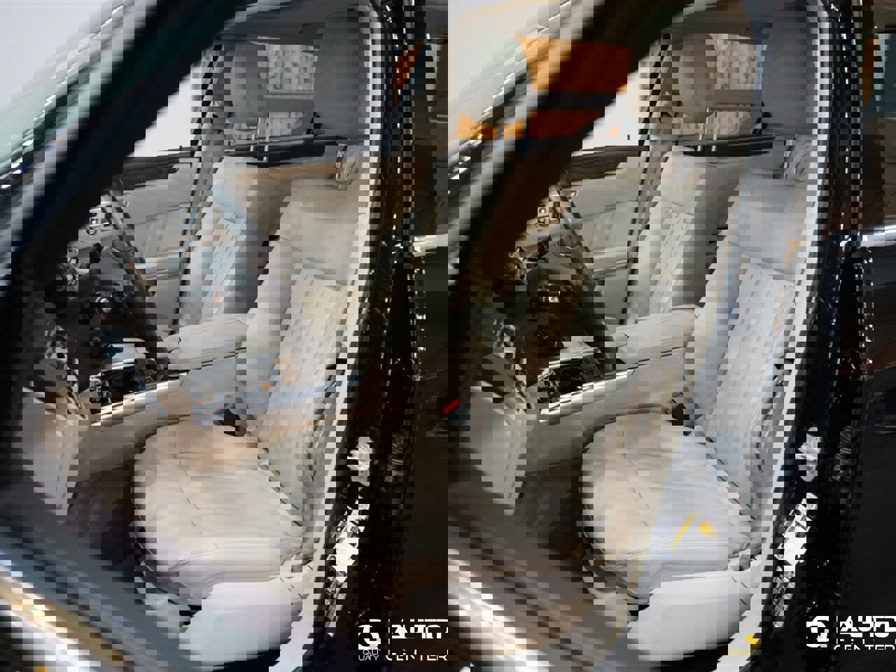 Used 2014 Mercedes-Benz E 250 E 250 Base BlueTEC® 4MATI image 15