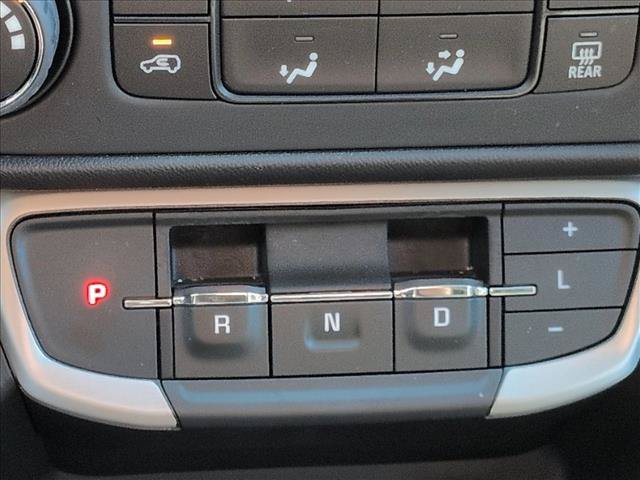 Used 2023 GMC Terrain SLE FWD image 12