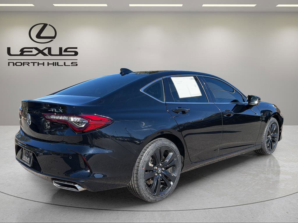 Used 2023 Acura TLX w/ Technology Package image 6