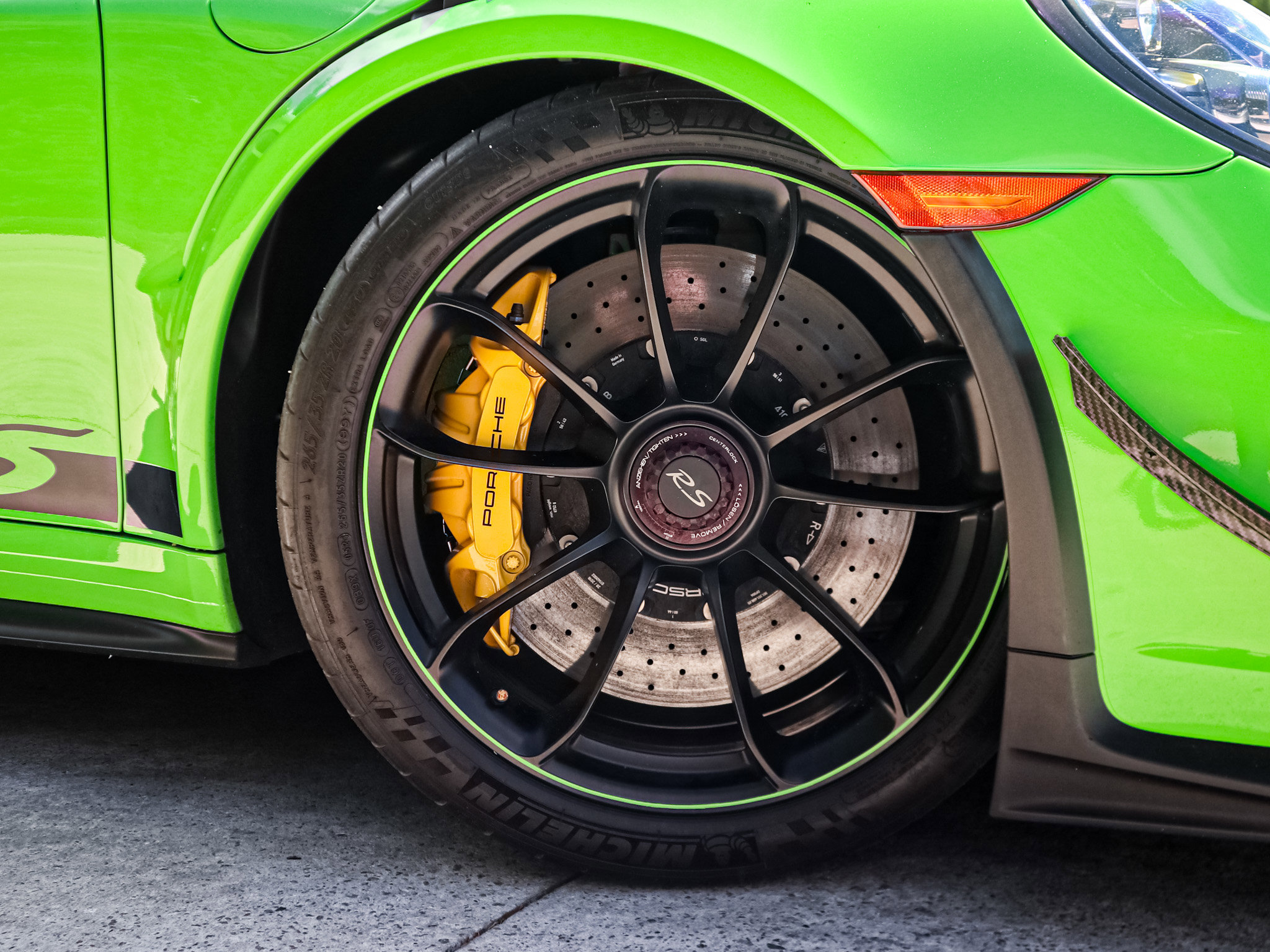 Used 2019 Porsche 911 GT3 RS RWD image 13