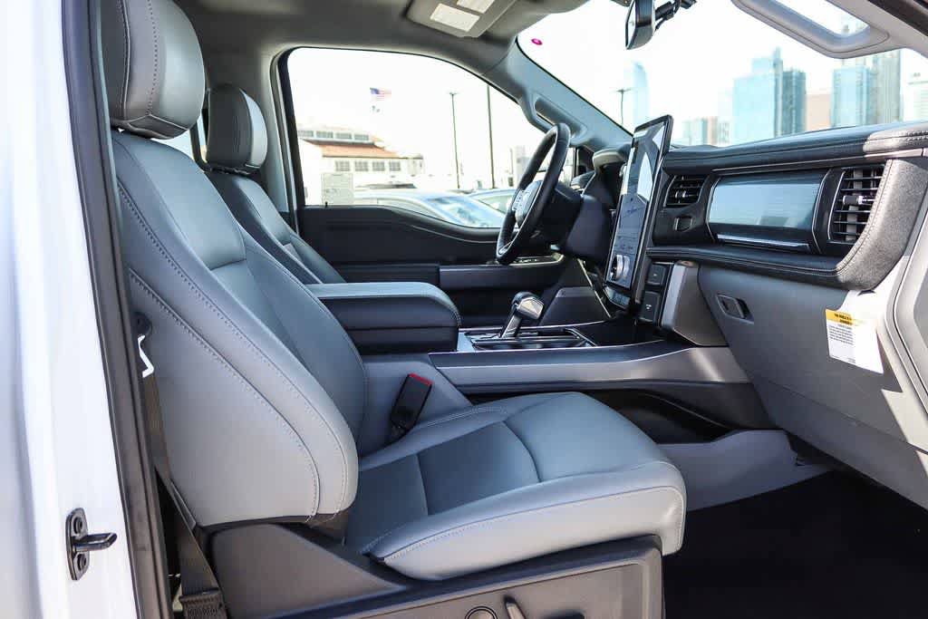Used 2025 Ford F150 Lightning Flash AWD/4WD image 15