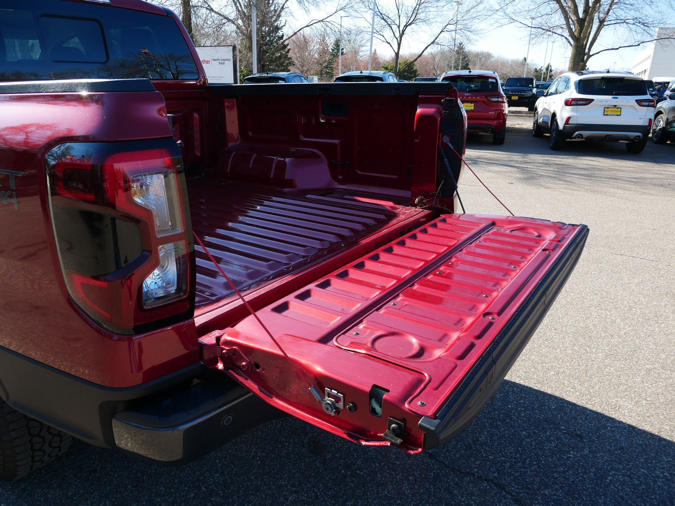 Used 2025 Ford Ranger XLT w/ Technology Package image 18