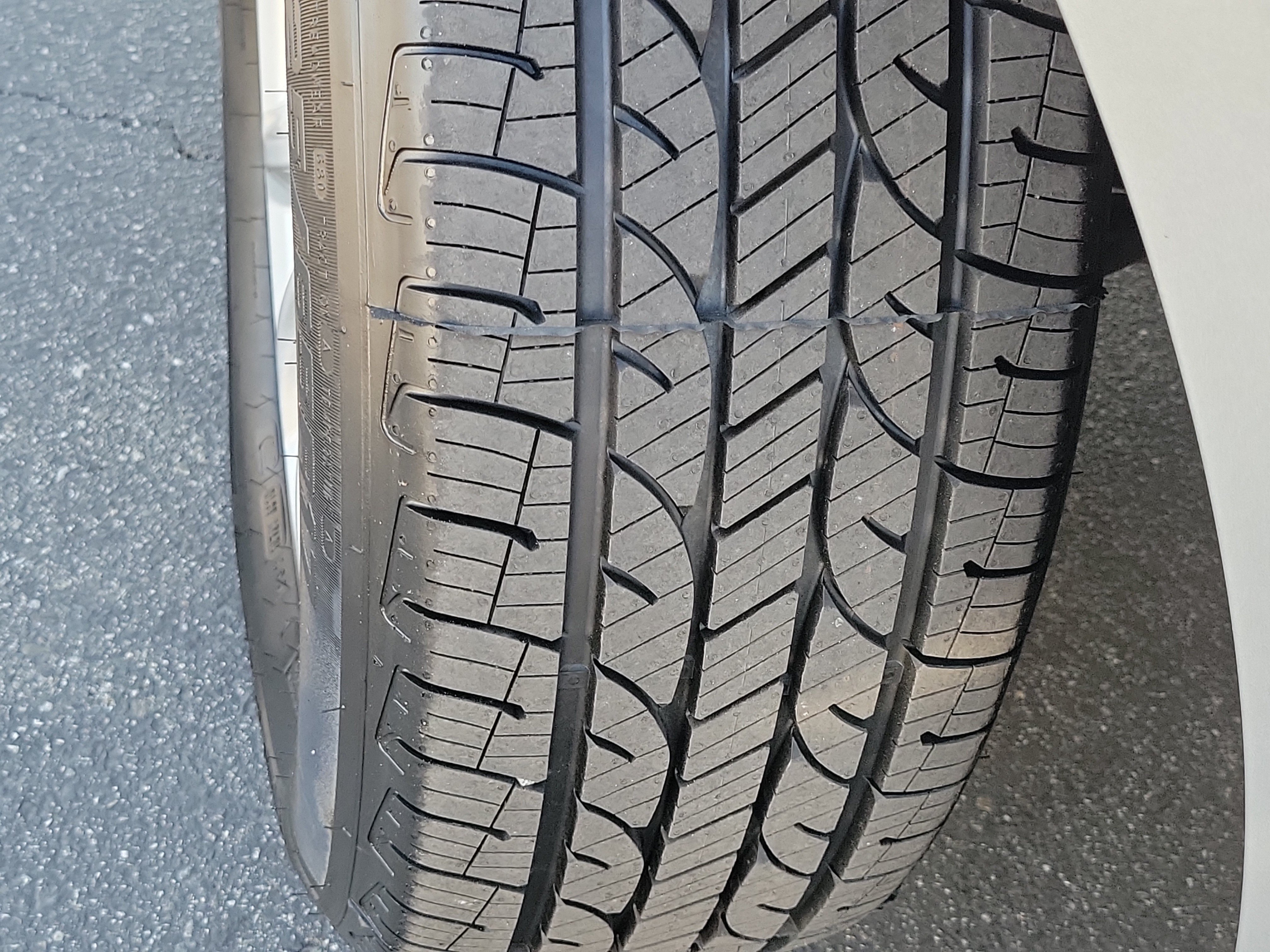Used 2018 Chevrolet Equinox LS FWD image 14