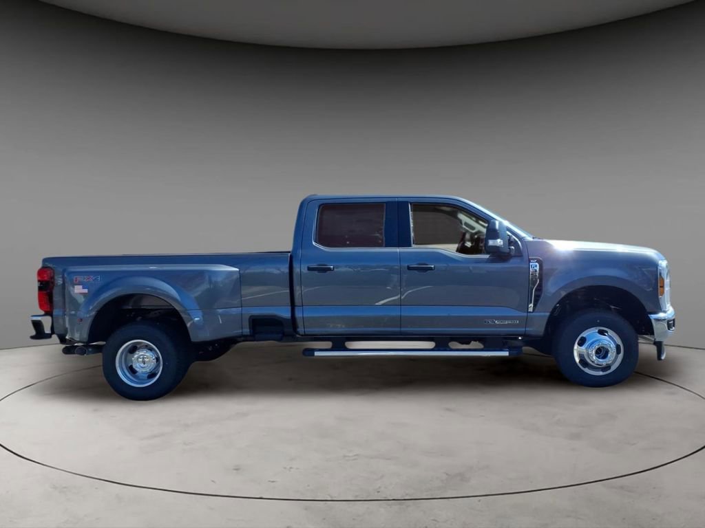 New 2026 Ford F350 XLT w/ 360-Degree Camera Package AWD/4WD image 10