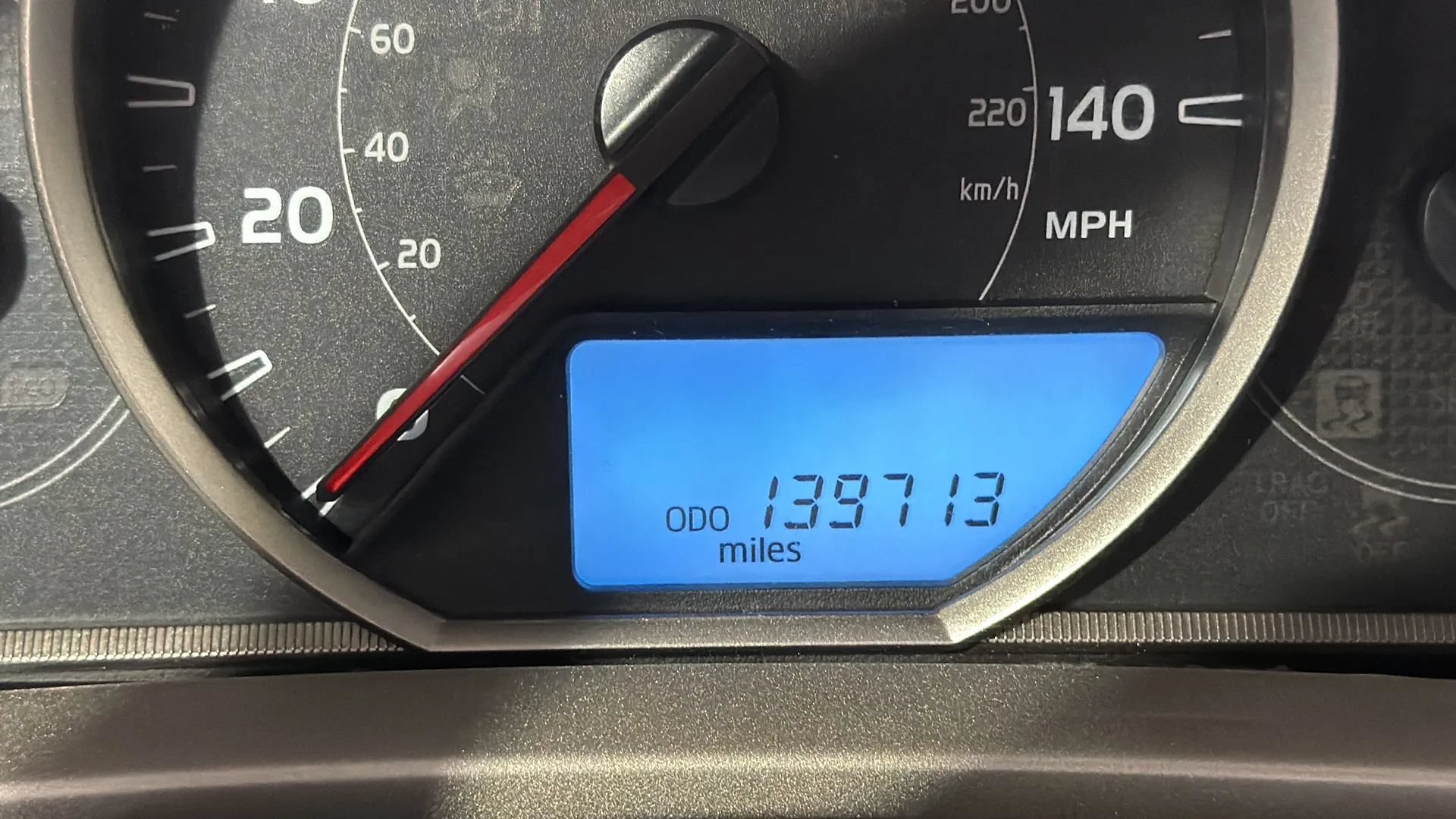 Used 2014 Toyota RAV4 XLE AWD/4WD image 17