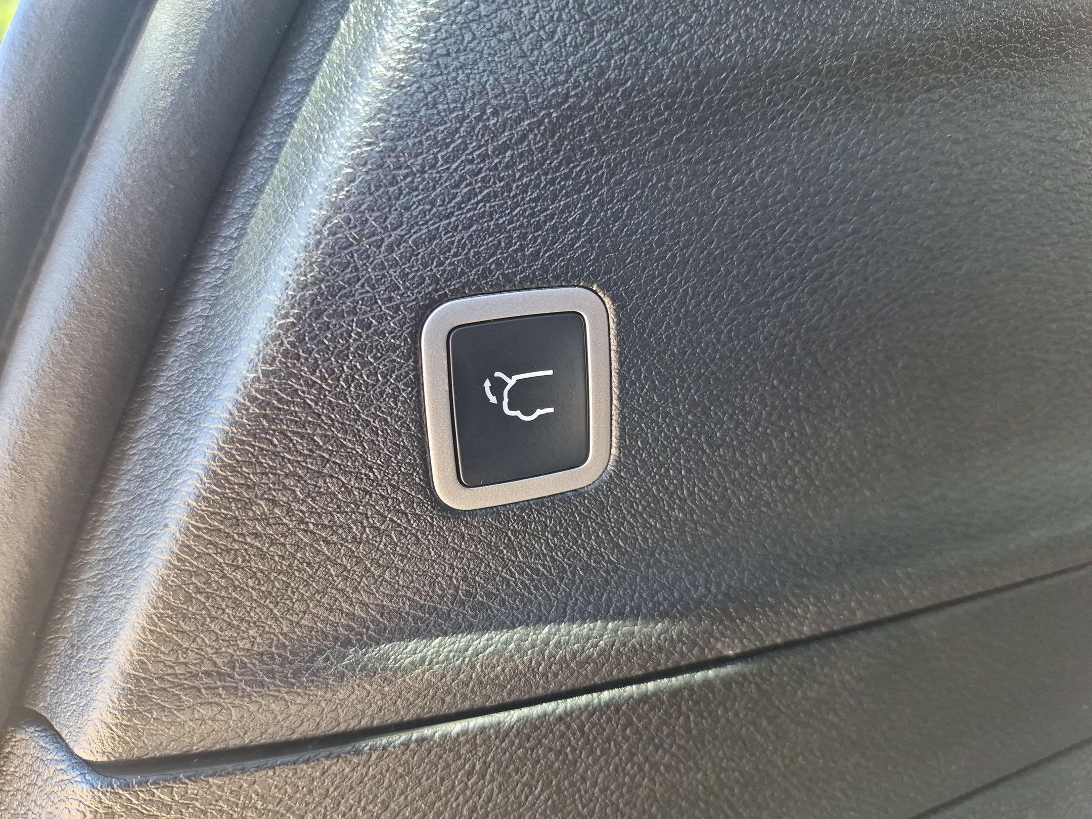 Used 2025 Chrysler Pacifica Select FWD image 27