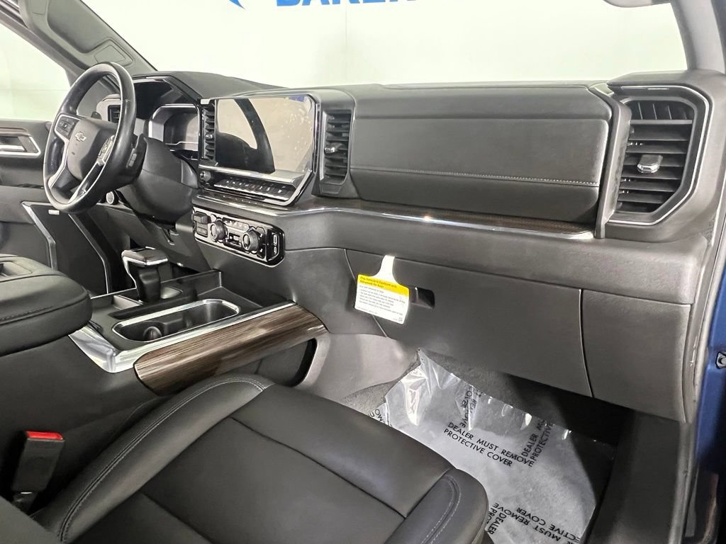 Certified 2022 Chevrolet Silverado 1500 LT Trail Boss w/ LT Trail Boss Premium Package AWD/4WD image 11